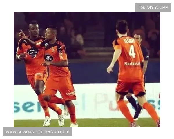 巴黎锋线火力全开,法甲争冠战进入白热化 巴黎锋线火力全开,法甲争冠战进入白热化