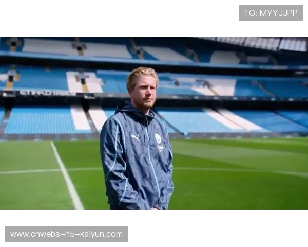 德布劳内中路协调能力满分——无与伦比的足球大师