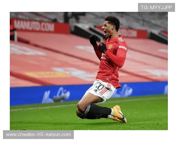 曼联4-1大胜狼队，B费火力全开助红魔登顶欧战区