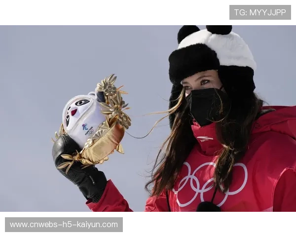 极限挑战！揭秘“滑雪U型池高空转体”的刺激与技巧