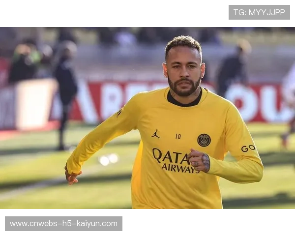 西汉姆联盯内马尔式灵巧快翼，打造锋线新潮流